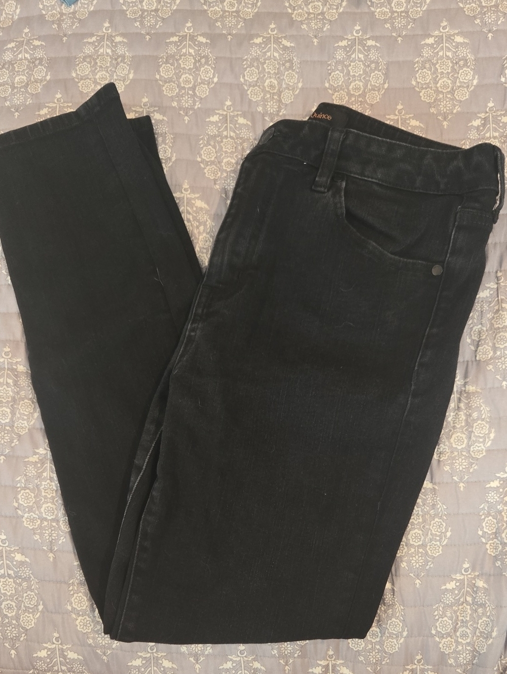 Quince Women's Skinny Jeans in Black